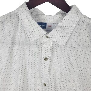 Old Navy Everyday Shirt Mens XXL White Blue Dot Print Short Sleeve New With Tags